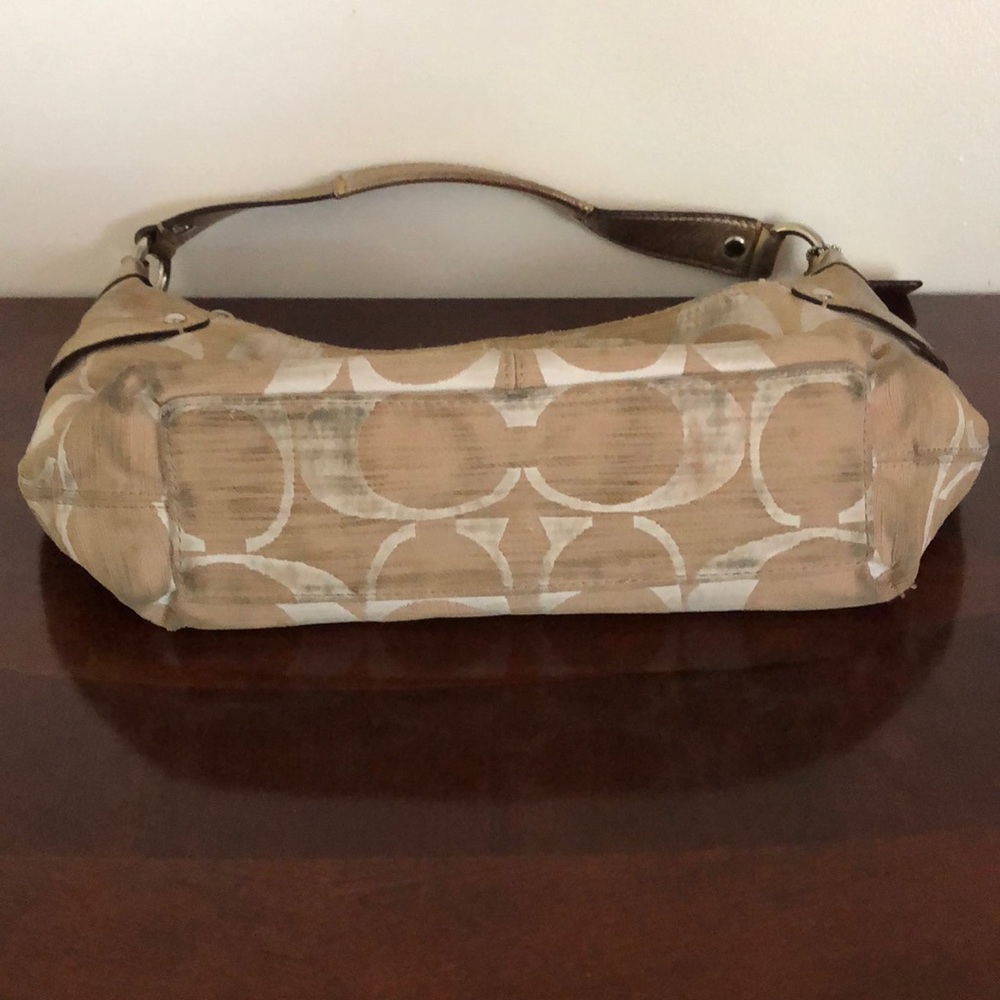 Coach Bag - Picture 5 of 6